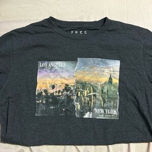 Free state men’s graphic tee medium